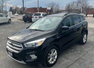 2018 FORD ESCAPE SEL LOADED 4WD (105KM) $21,995 + HST
