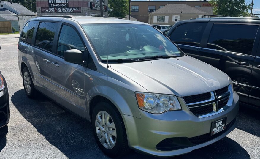 2016 DODGE GRAND CARAVAN (132KM) $16,995 + HST – BLUETOOTH – NO ACCIDENTS