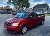 2010 DODGE GRAND CARAVAN (175KM) $8,995 + HST – BLUETOOTH – BACK UP CAMERA – NO ACCIDENTS