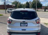 2018 FORD ESCAPE SEL LOADED (123KM) $18,995 + HST NO ACCIDENT