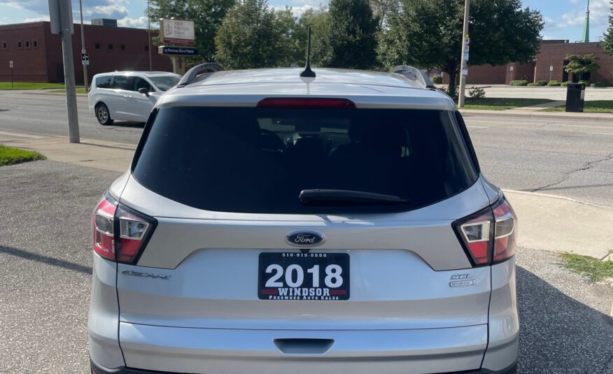 2018 FORD ESCAPE SEL LOADED (123KM) $18,995 + HST NO ACCIDENT