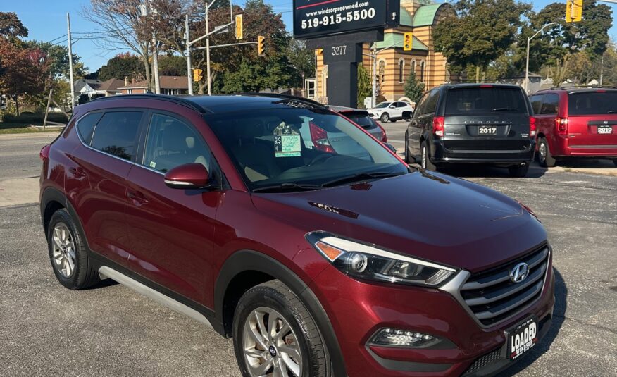 2017 HYUNDAI TUSCAN LUXURY AWD $17,995 + HST FULLY LOADED