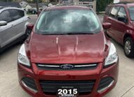 2015 FORD ESCAPE SE(168KM) $11,995 + HST