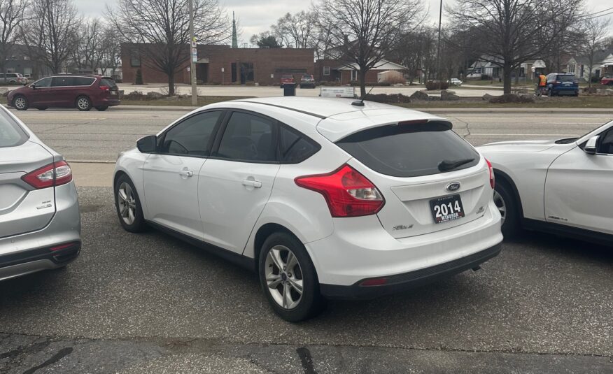 2014 FORD FOCUS HATCHBACK (64,420KM’S) ONE OWNER NO ACCIDENTS $9,995 + HST