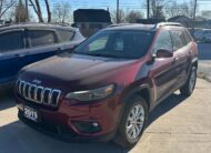 2019 JEEP CHEROKEE V6 4X4 (107KM) $19,995 + HST – REMOTE START – HEATED SEATS