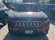 2019 JEEP CHEROKEE V6 4X4 (107KM) $19,995 + HST – REMOTE START – HEATED SEATS