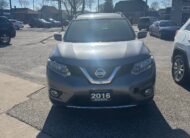 2016 NISSAN ROGUE SV AWD (143KM) $13,995 + HST – NO ACCIDENTS – CLEAN CARFAX