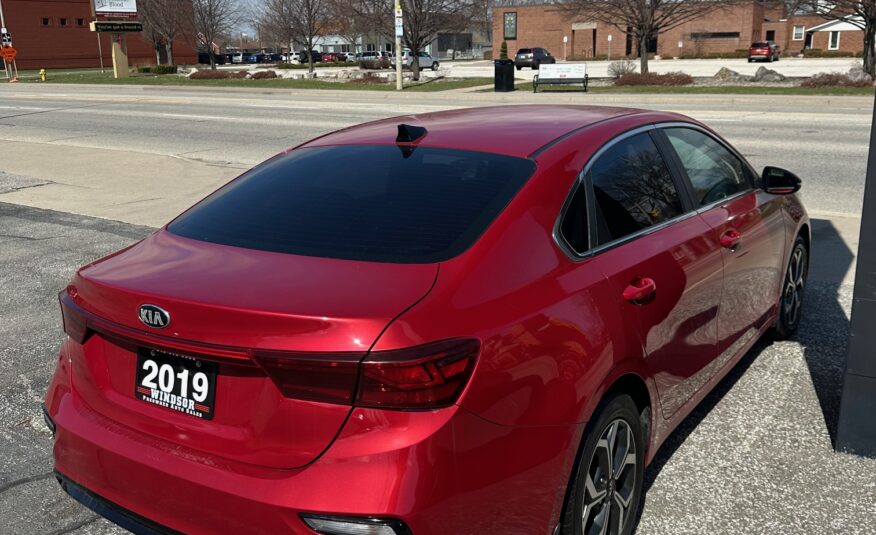 2019 KIA FORTE EX (151KM) $14,995 + HST – VERY CLEAN – LOADED