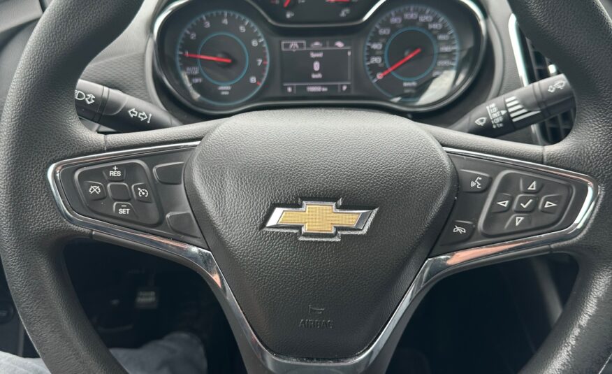 2017 CHEVROLET CRUZE LT (110KM) $12,995 + HST – HEATED SEATS  – REMOTE START
