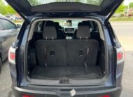 2018 GMC ACADIA (142KM) $19,995 + HST – 7 PASSENGER – ONE OWNER – NO ACCIDENTS