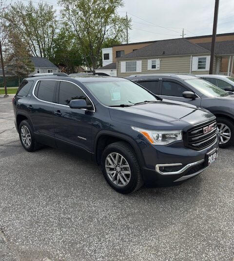 2018 GMC ACADIA (142KM) $19,995 + HST – 7 PASSENGER – ONE OWNER – NO ACCIDENTS