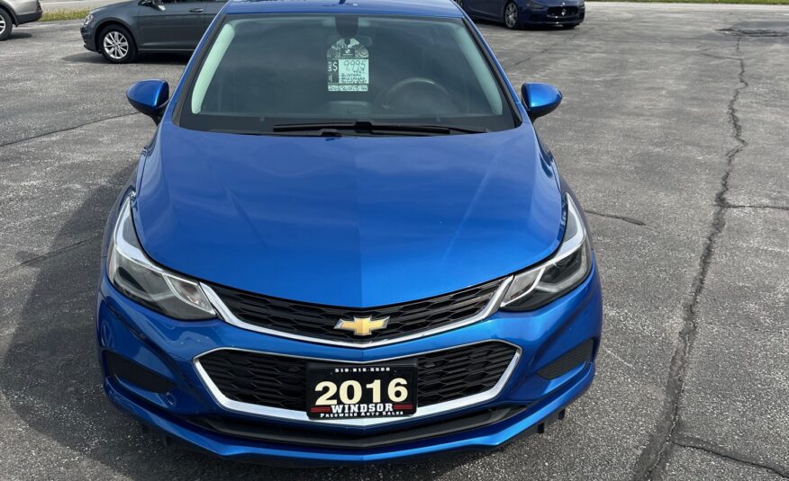 2016 CHEVROLET CRUZE LT (173KM) $9,995 + HST – HEATED SEATS  – REMOTE START – NO ACCIDENTS
