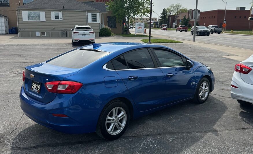 2016 CHEVROLET CRUZE LT (173KM) $9,995 + HST – HEATED SEATS  – REMOTE START – NO ACCIDENTS