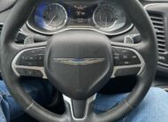 2015 CHRYSLER 200 LIMITED  (178KM) $9,995 + HST – VERY CLEAN – V6 – BLUETOOTH – BACK UP CAMERA