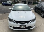 2015 CHRYSLER 200 LIMITED  (178KM) $9,995 + HST – VERY CLEAN – V6 – BLUETOOTH – BACK UP CAMERA