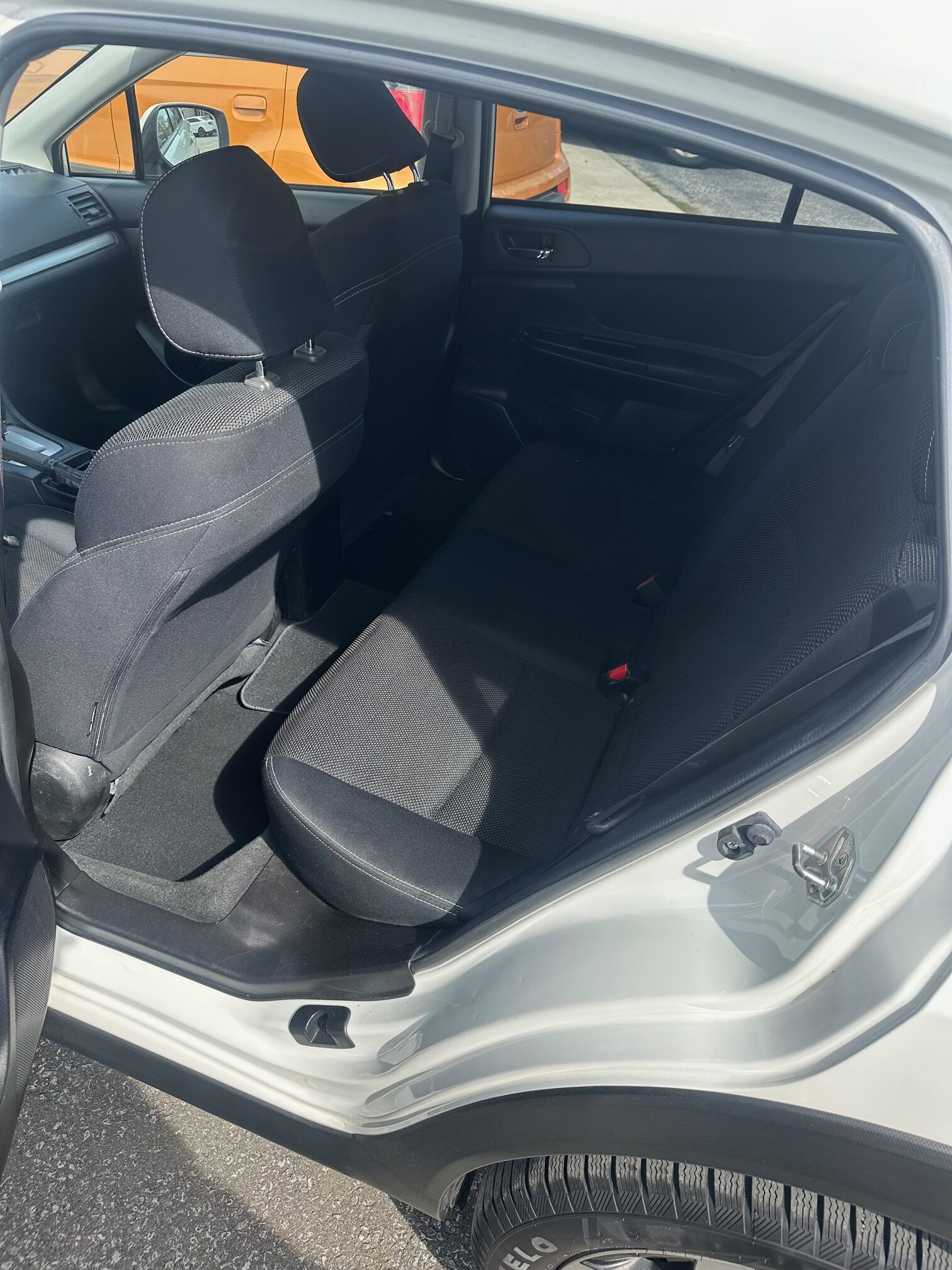 2014 SUBURU XV CROSSTREK (129KM) AWD $13,995 + HST – NO ACCIDENTS – CLEAN CARFAX