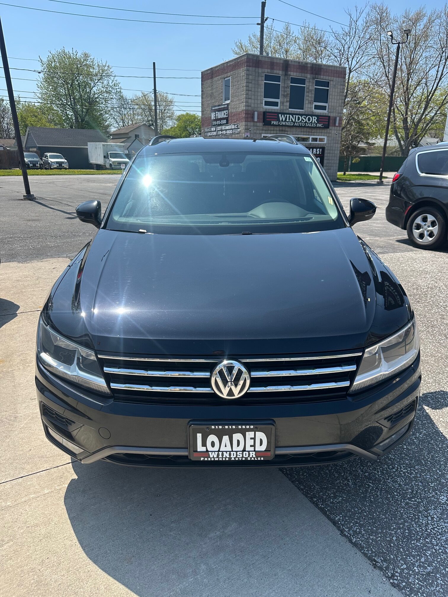 2021 VOLKSWAGEN TIGUAN (161K) $18,995 + HST – 7 PASSENGER – 4WD – PANORAMIC ROOF – NO ACCIDENTS