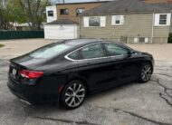 2015 CHRYSLER 200  (210KM) $7,995 + HST – 2 YR POWERTRAIN WARRANTY INCLUDED – CLEAN CARFAX – NO ACCIDENTS