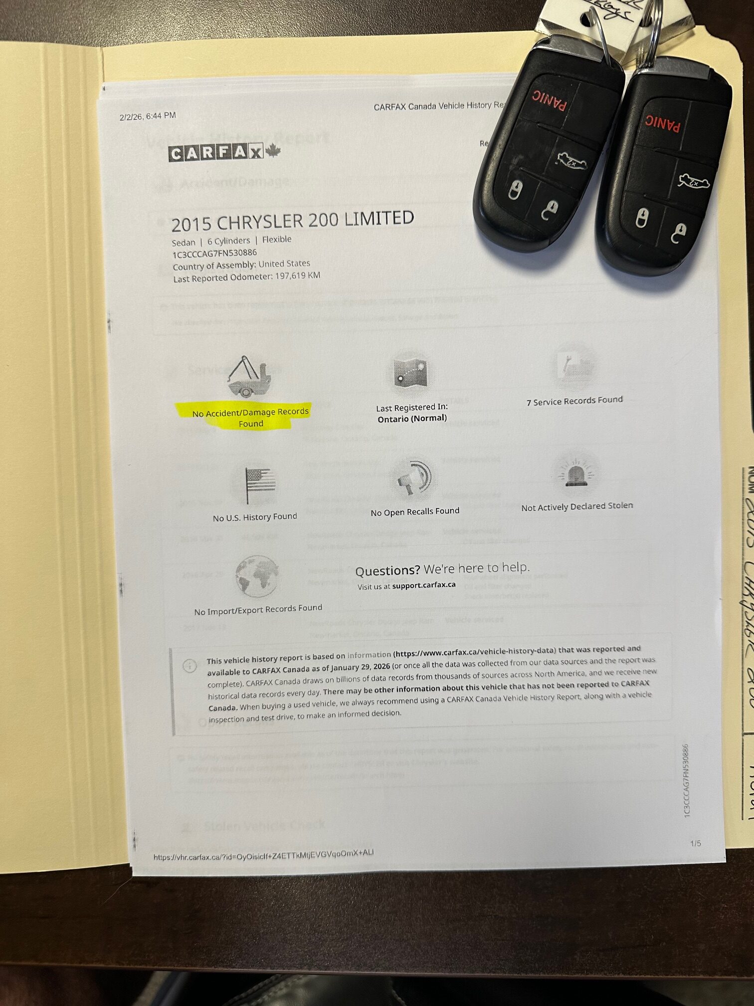 2015 CHRYSLER 200  (210KM) $7,995 + HST – 2 YR POWERTRAIN WARRANTY INCLUDED – CLEAN CARFAX – NO ACCIDENTS