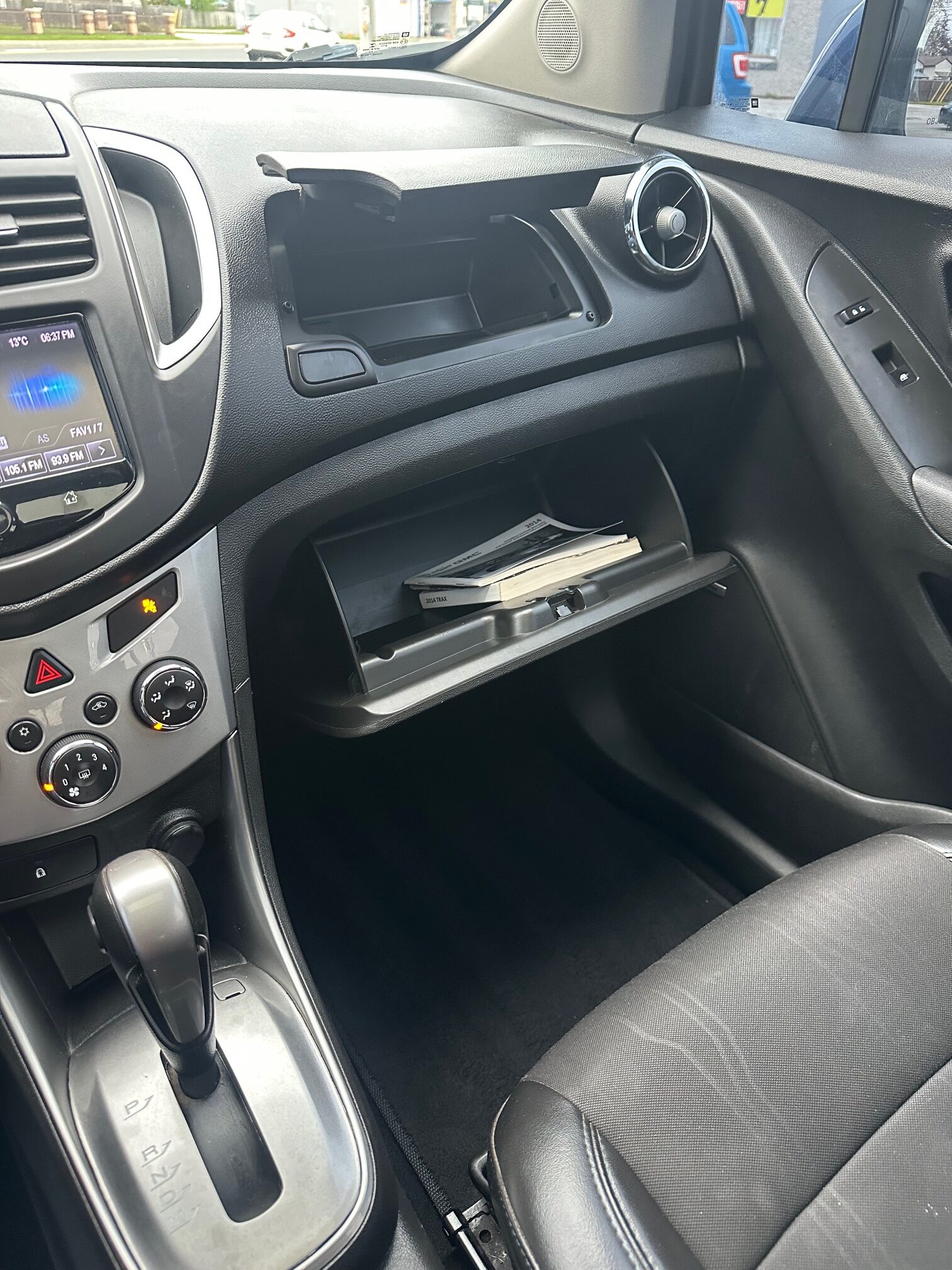 2014 CHEVROLET TRAX LT (212KM) $6,995 + HST – BACK UP CAMERA – BLUETOOTH