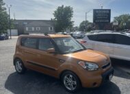 2010 KIA SOUL (211KM) $5,995 + HST – SAFETIED – HEATED SEATS