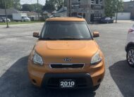 2010 KIA SOUL (211KM) $5,995 + HST – SAFETIED – HEATED SEATS