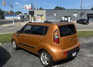 2010 KIA SOUL (211KM) $5,995 + HST – SAFETIED – HEATED SEATS