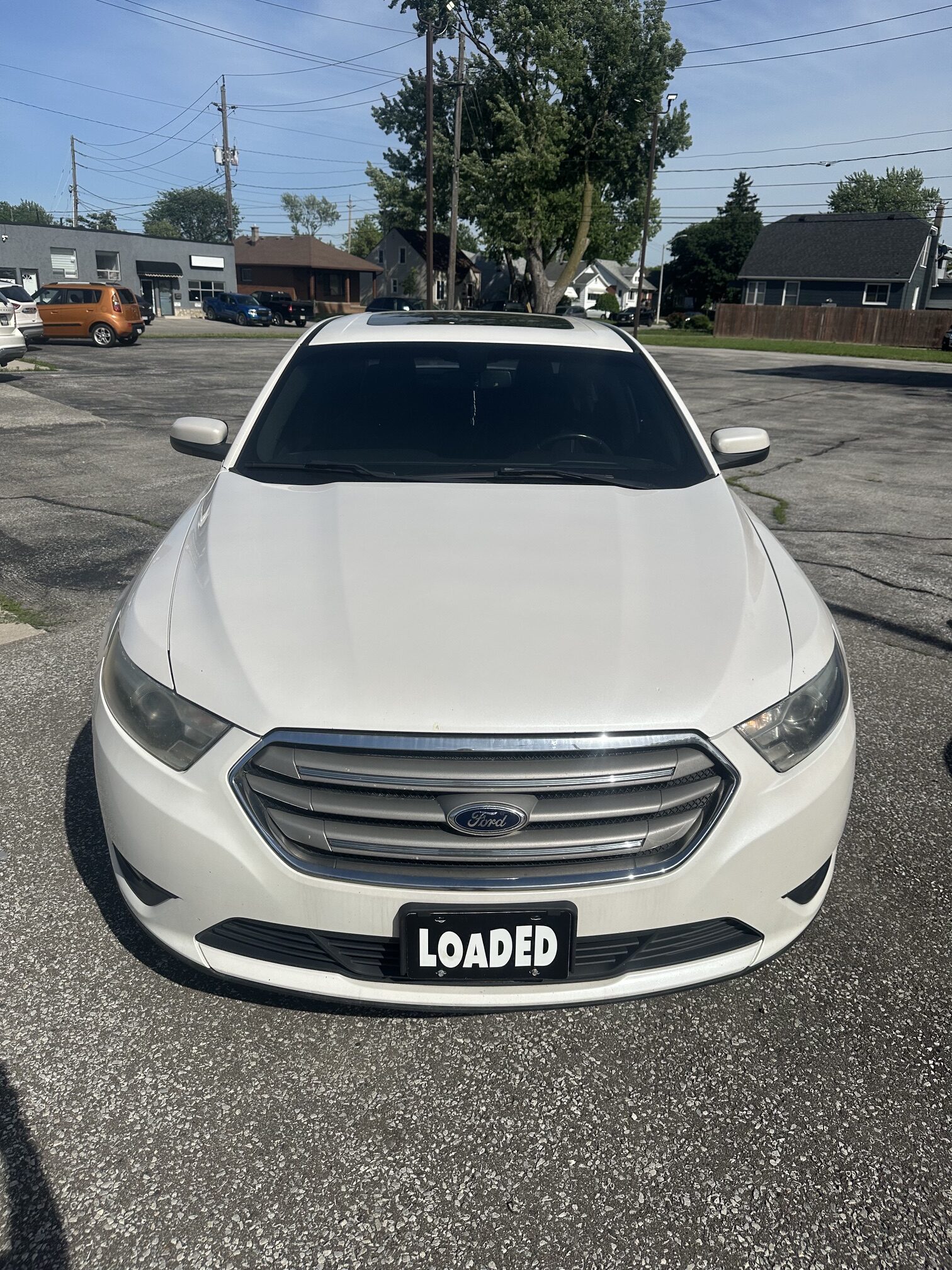 2013 FORD TAURUS SEL (234KM) $2,495 + HST – AS IS – LOADED – CLEAN CARFAX