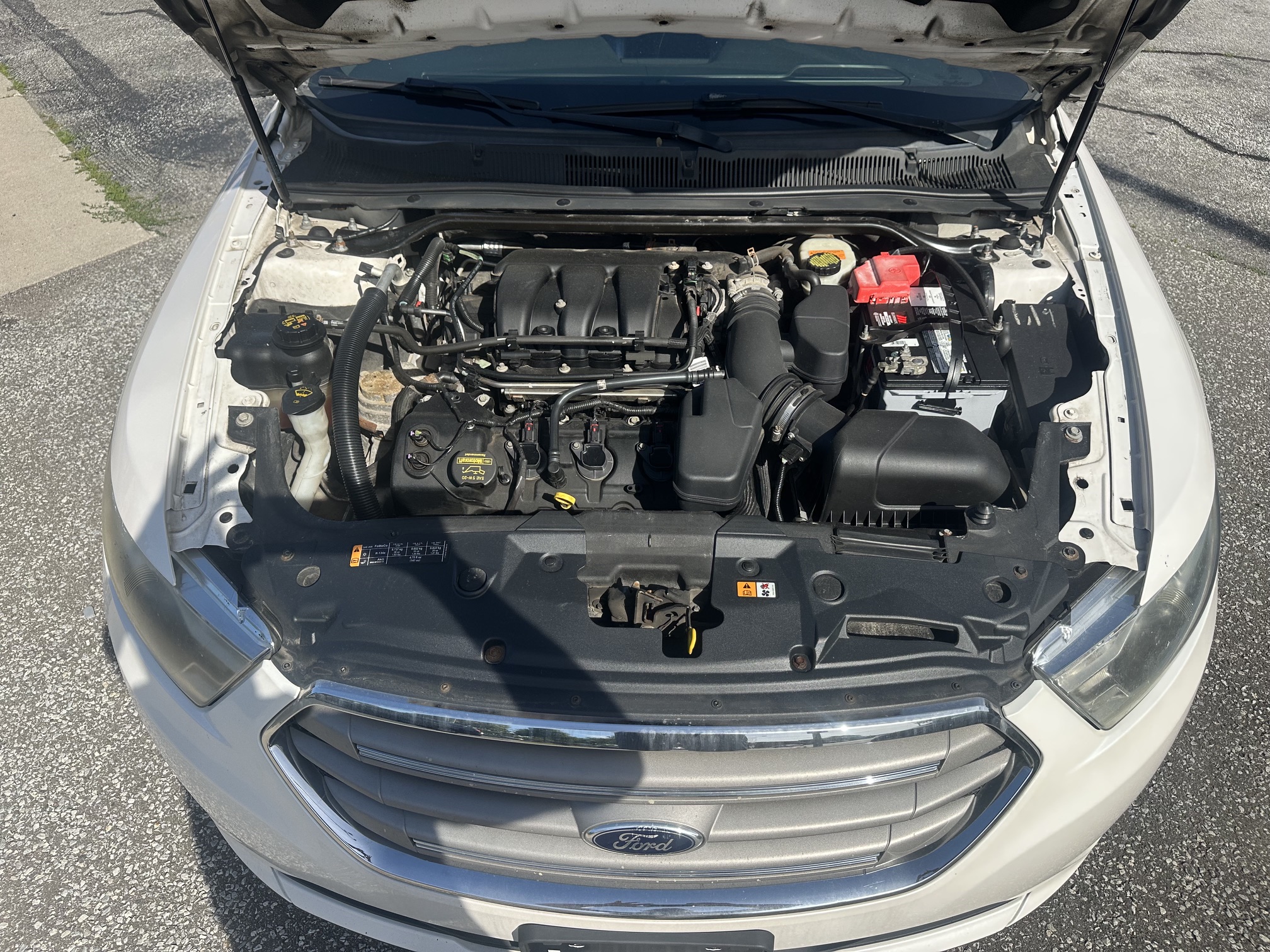 2013 FORD TAURUS SEL (234KM) $2,495 + HST – AS IS – LOADED – CLEAN CARFAX